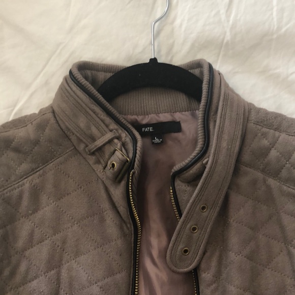 Fate Brown Suede vest with pockets - Picture 2 of 4